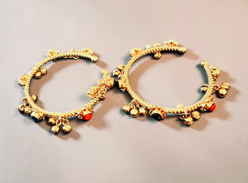 Red,blue & green stone bangles