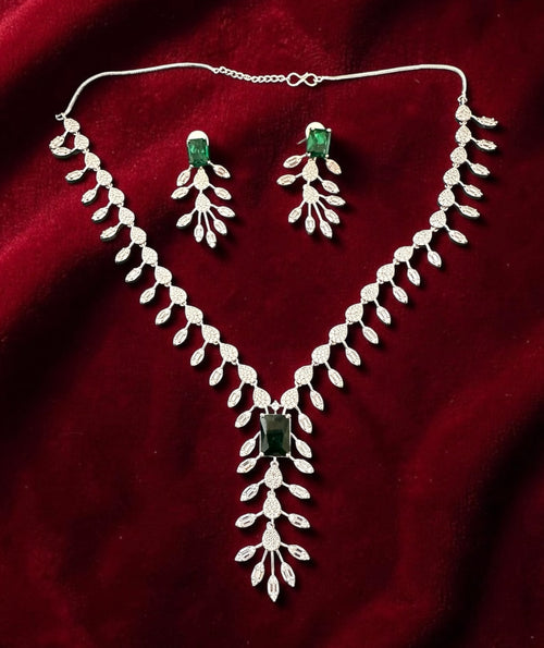 Emerald green ad set
