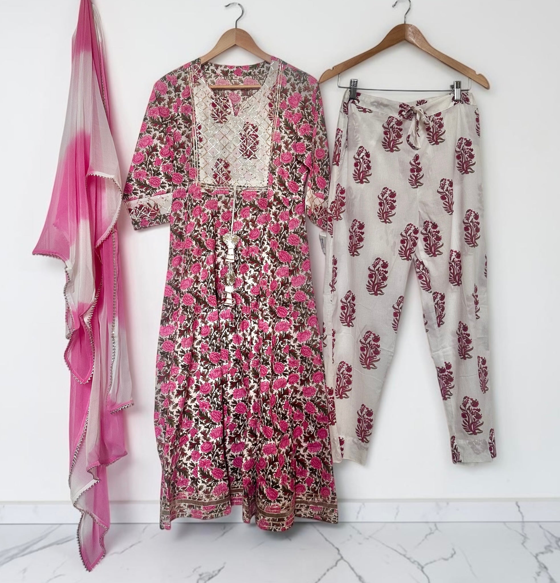 Pink n white printed cotton suit