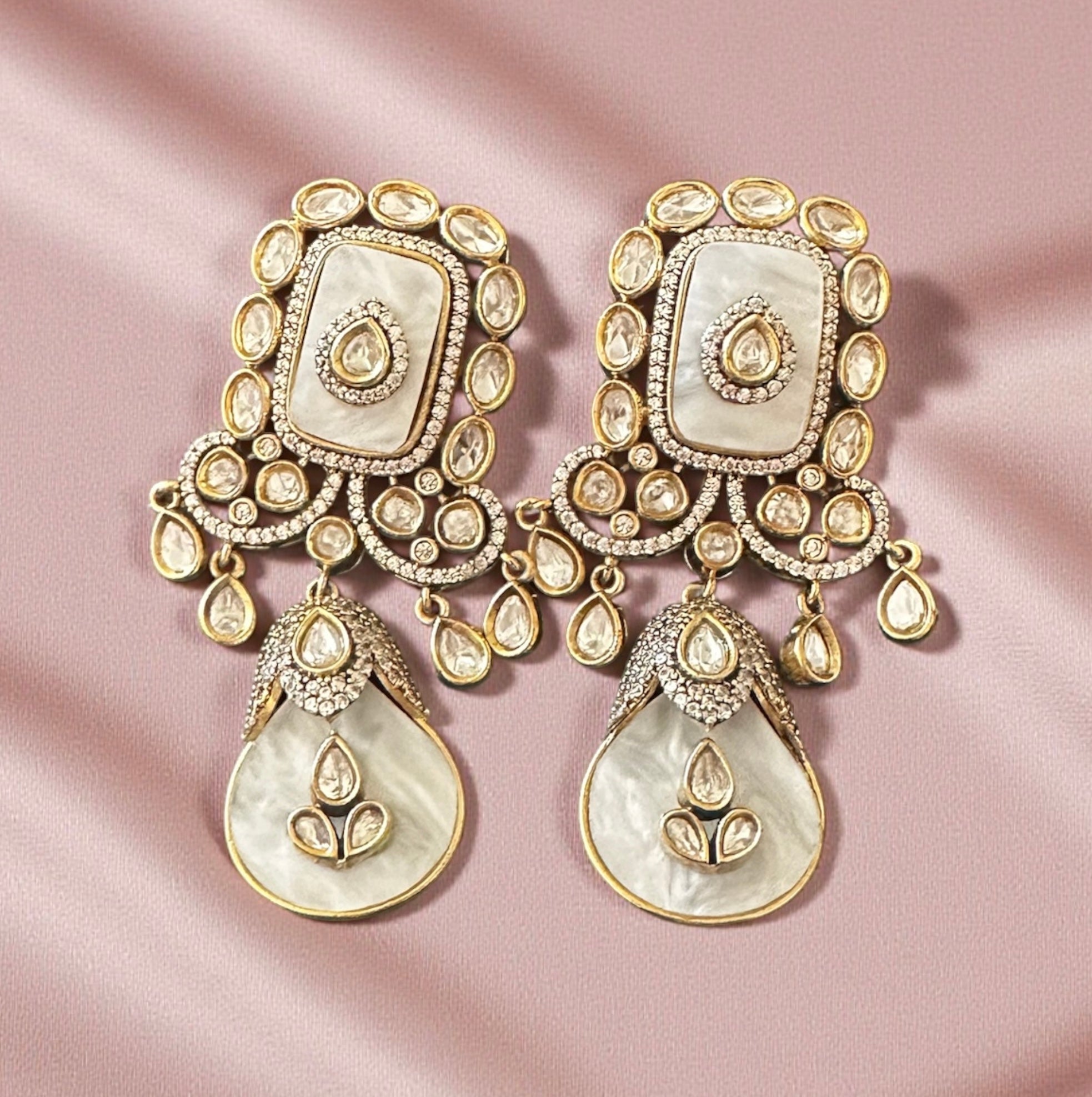White stone kundan earrings