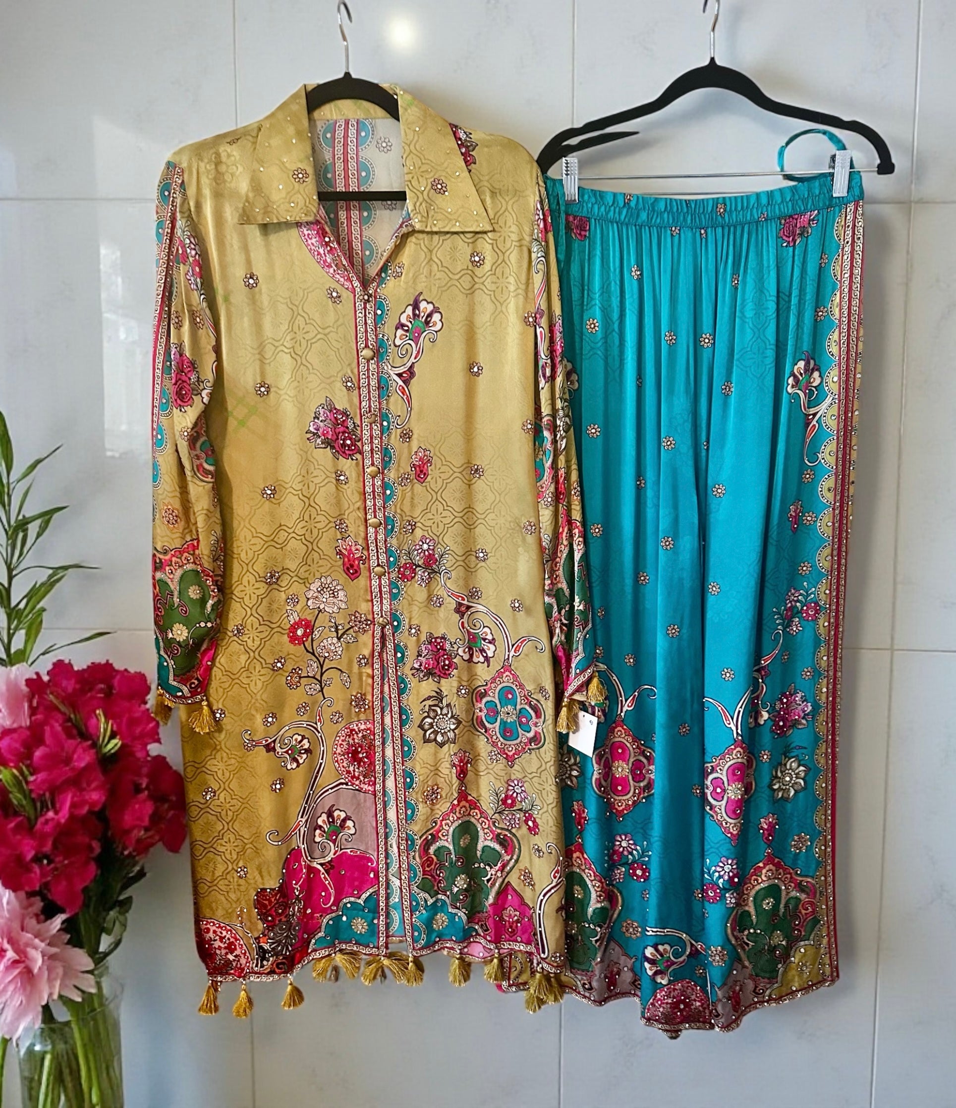 Yellow n blue printed co- ord set