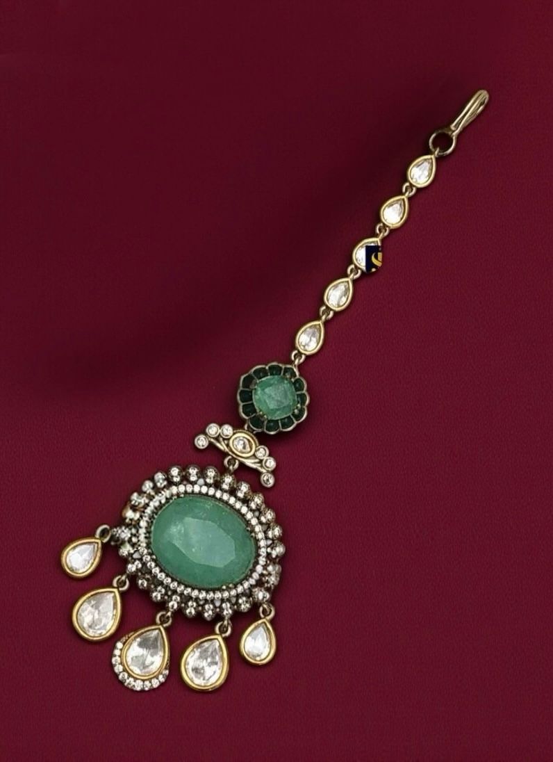 Mint green kundan tikka