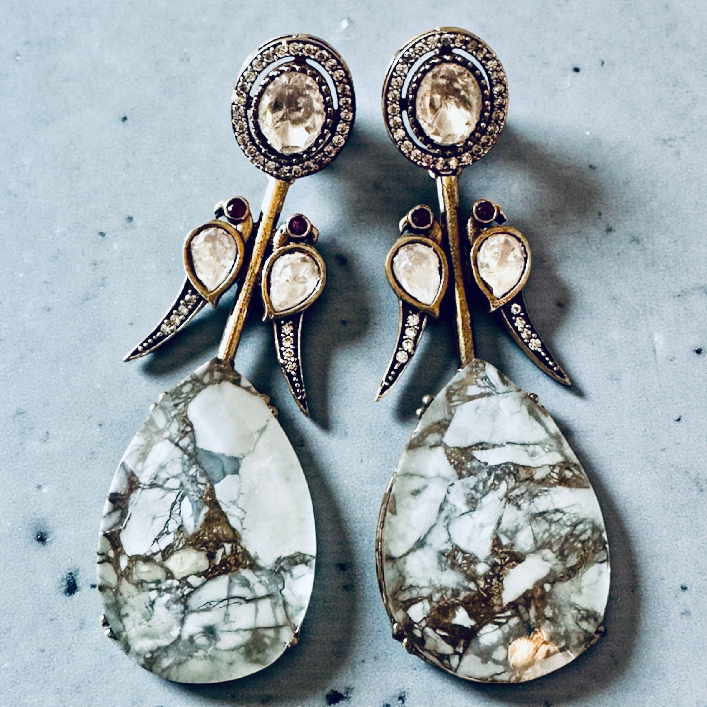 White marble pattern earrings