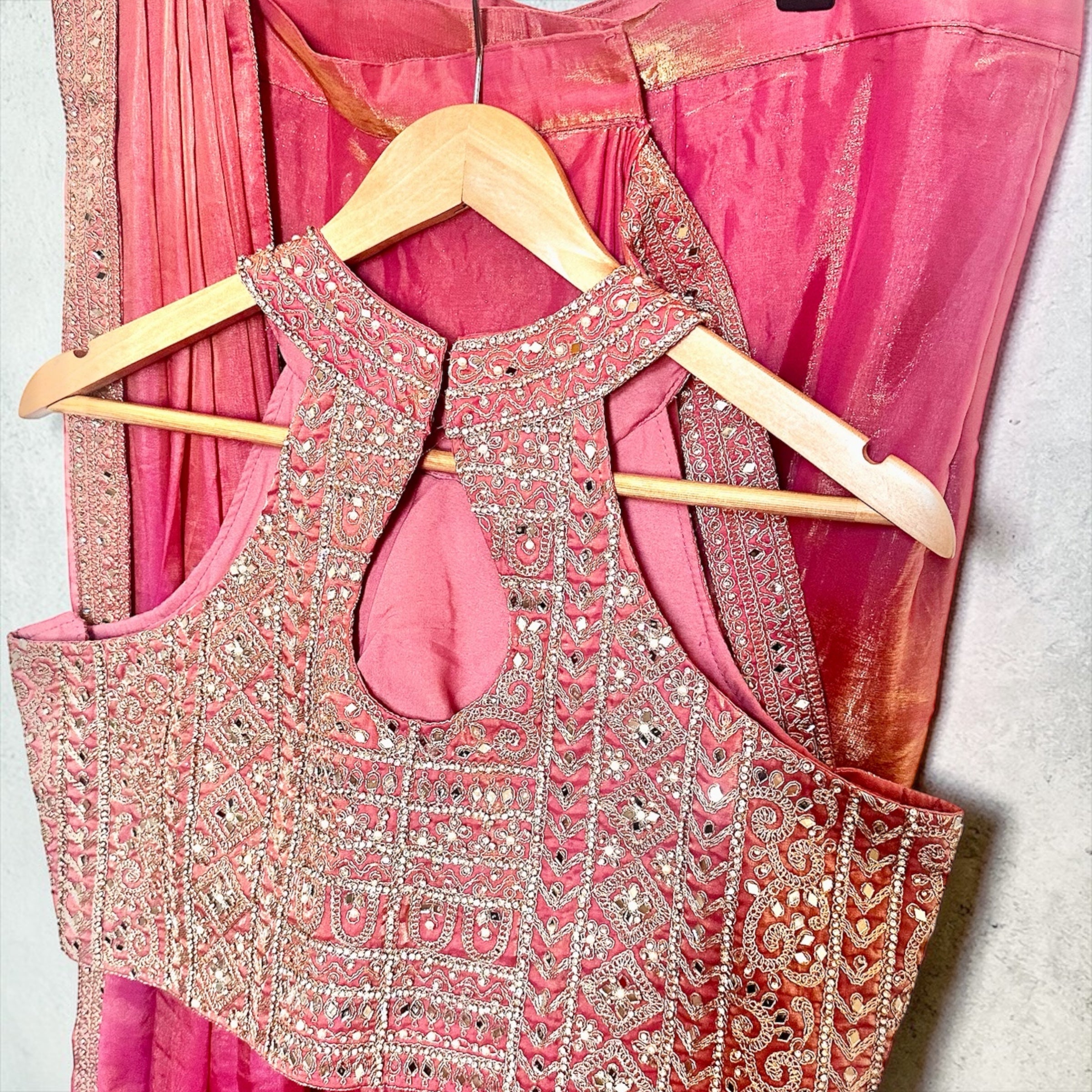Rose pink pre-pleated saree