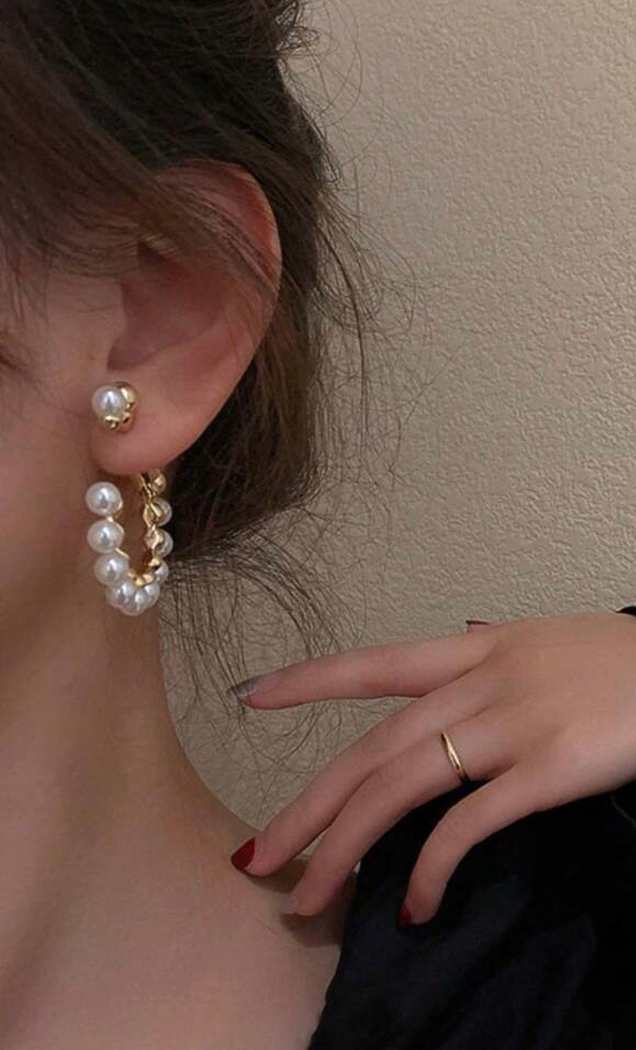 Pearl earrings