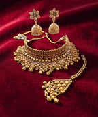 Gold finish choker set