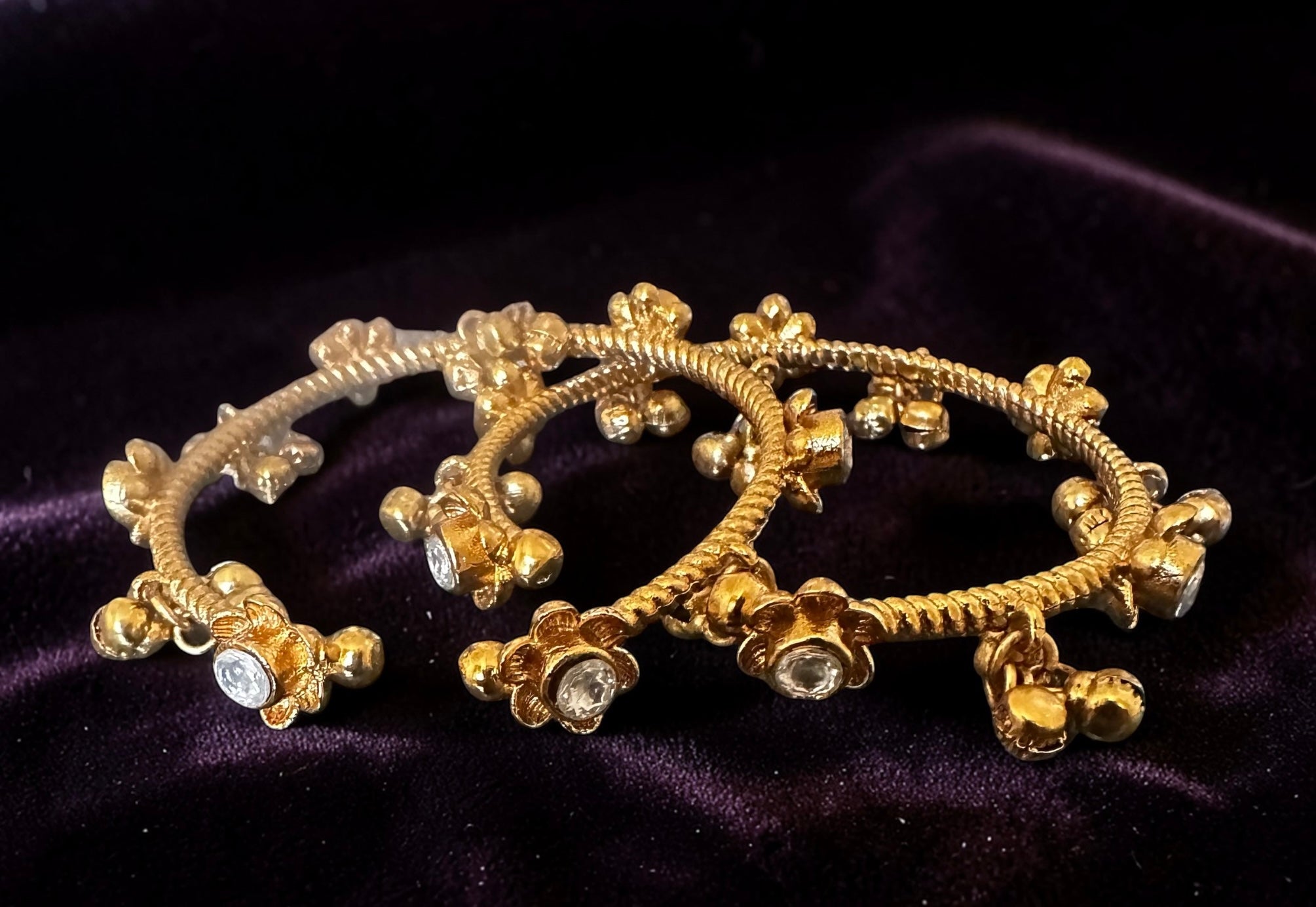Kundan & ghungroo bangles