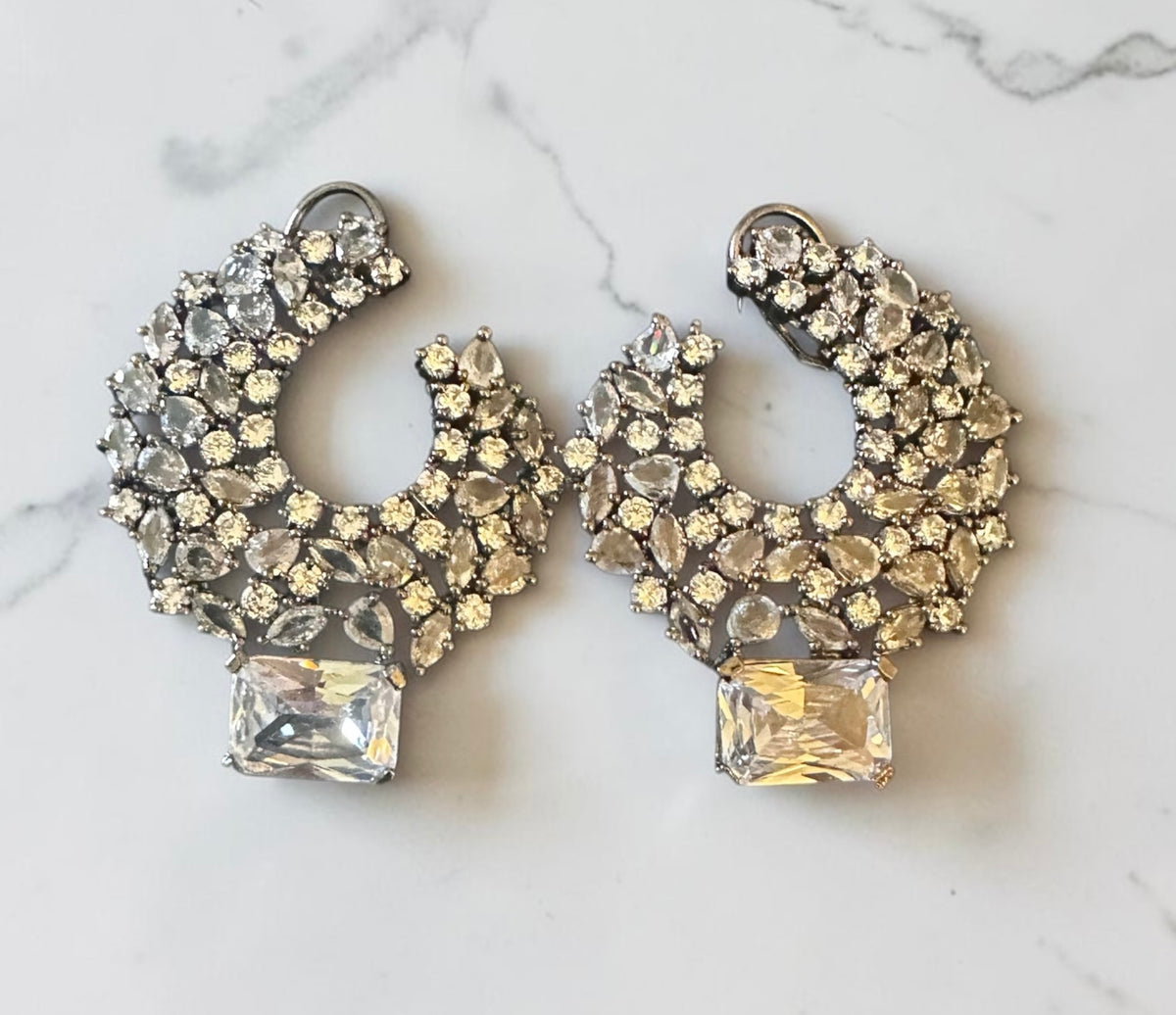 Clear ad earrings
