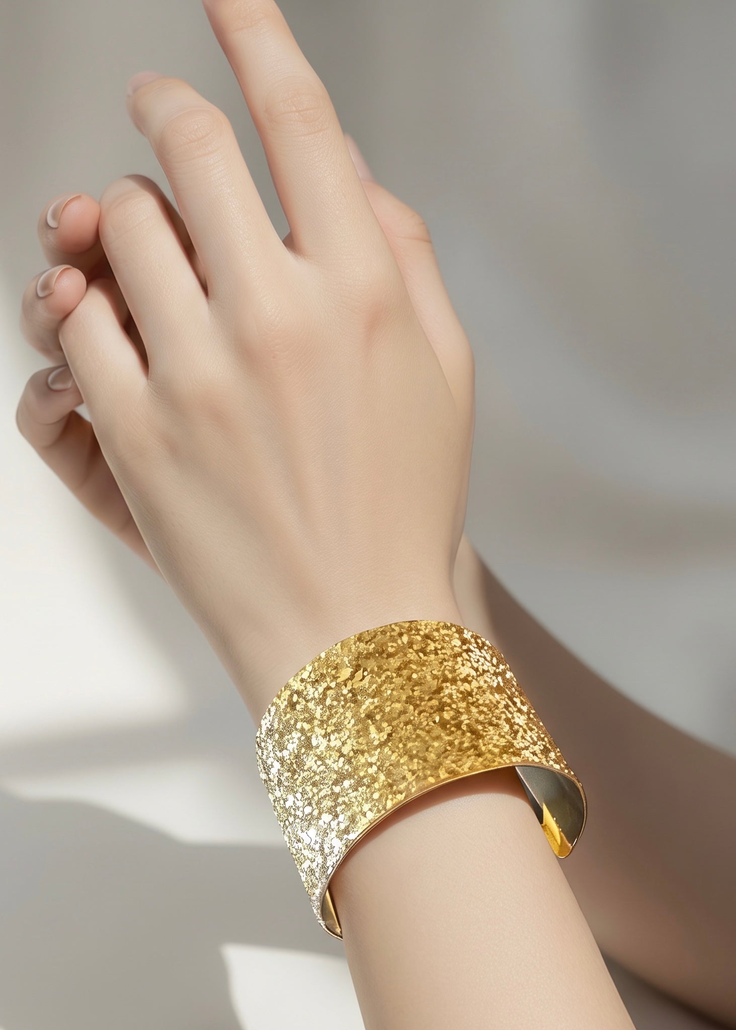 Gold sequins bracelet