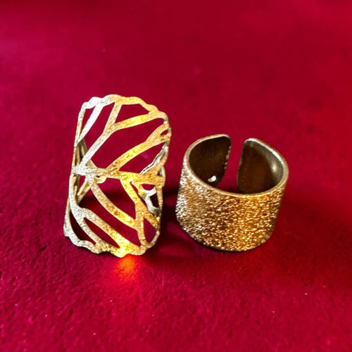 2-set gold finish rings