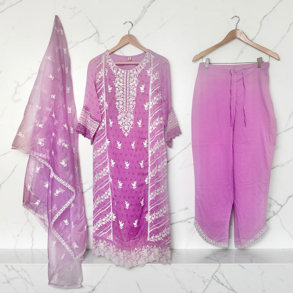 Lavender thread-work suit