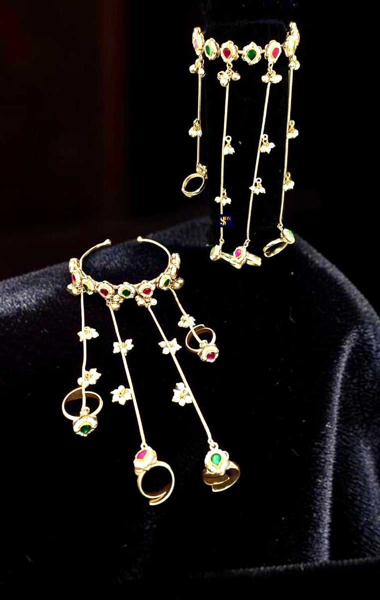 Ruby& Emerald hand jewelry