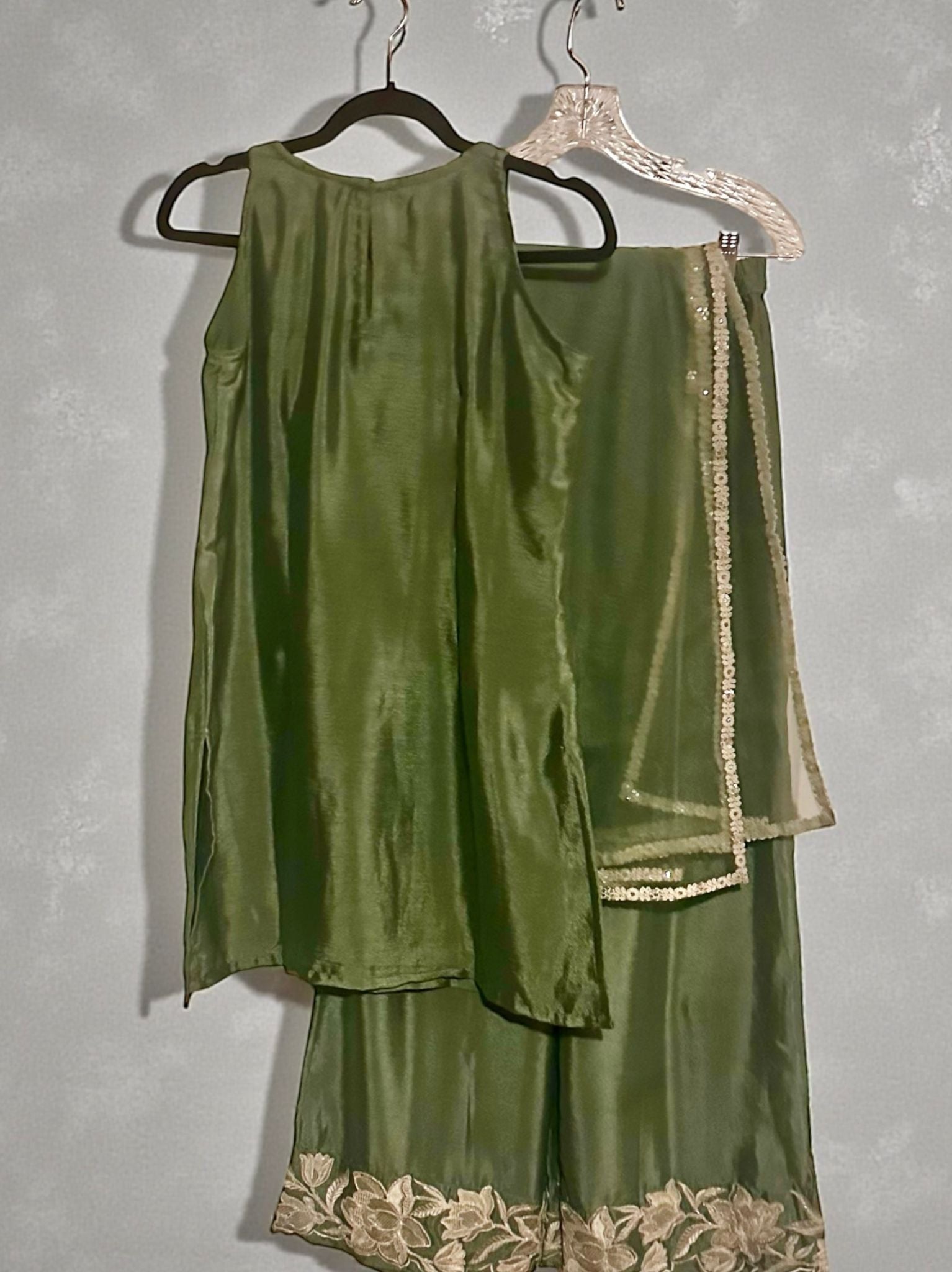 Se-green palazzo suit