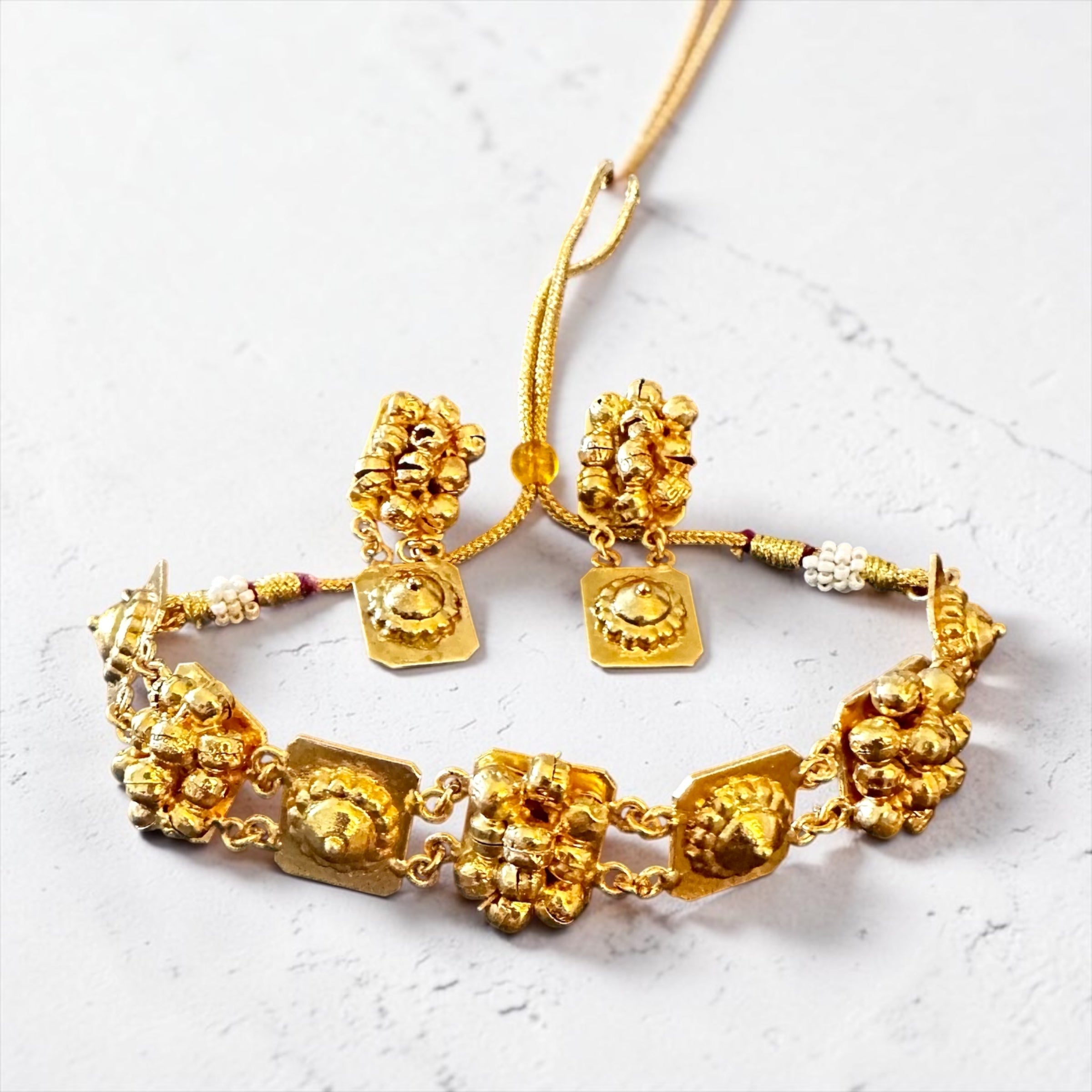 Gold finish choker set