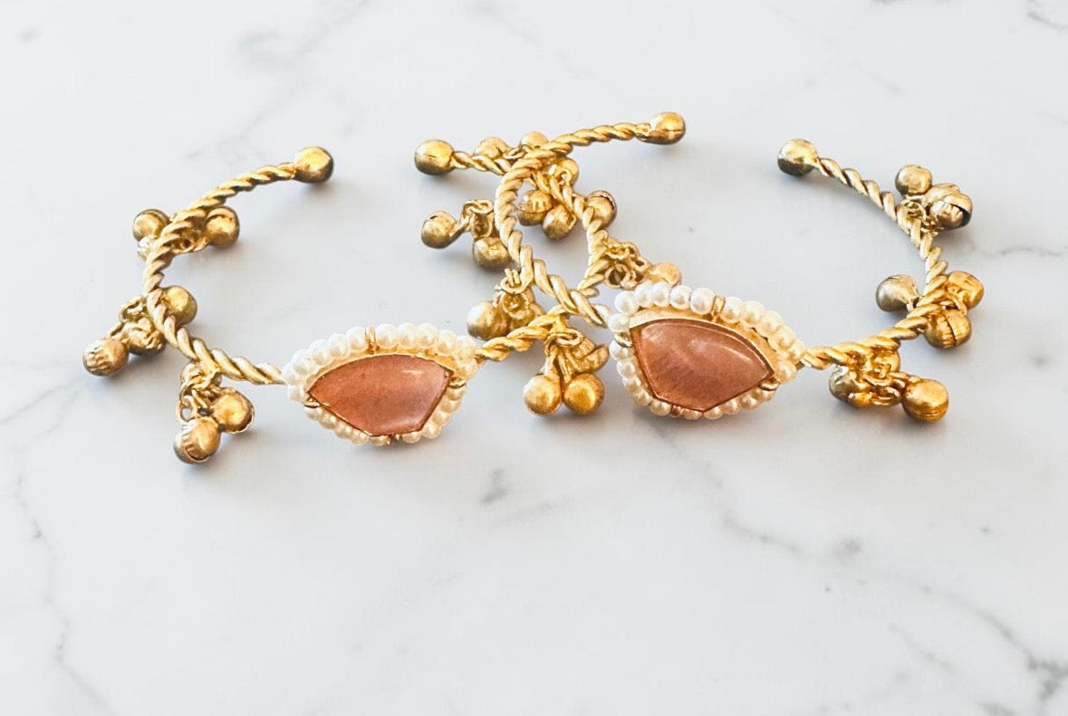 Pink stone ghungroo bangles