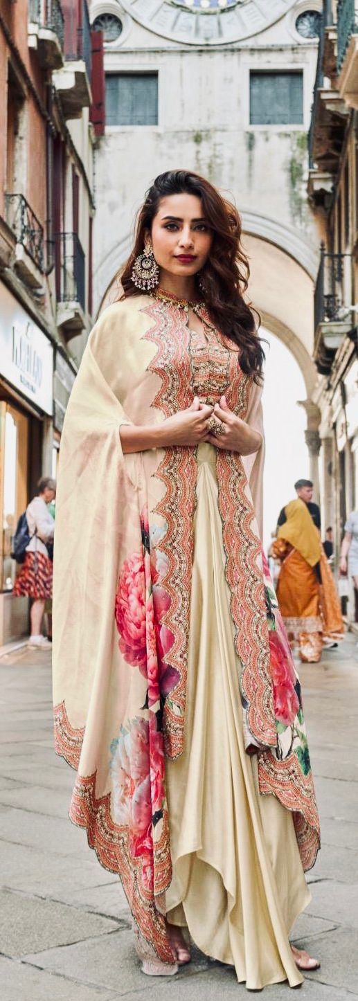 Ivory dhoti skirt set