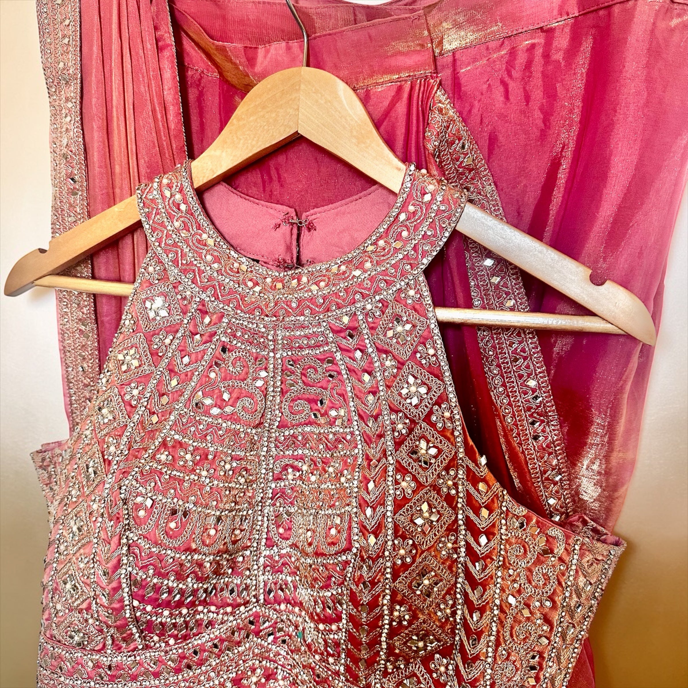 Rose pink pre-pleated saree