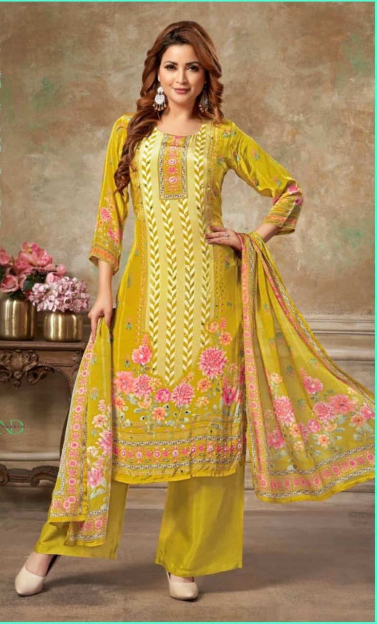 Yellow printed suit