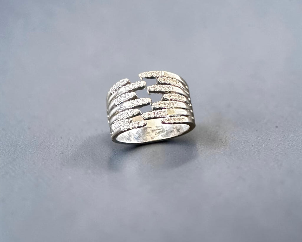 Silver ad ring