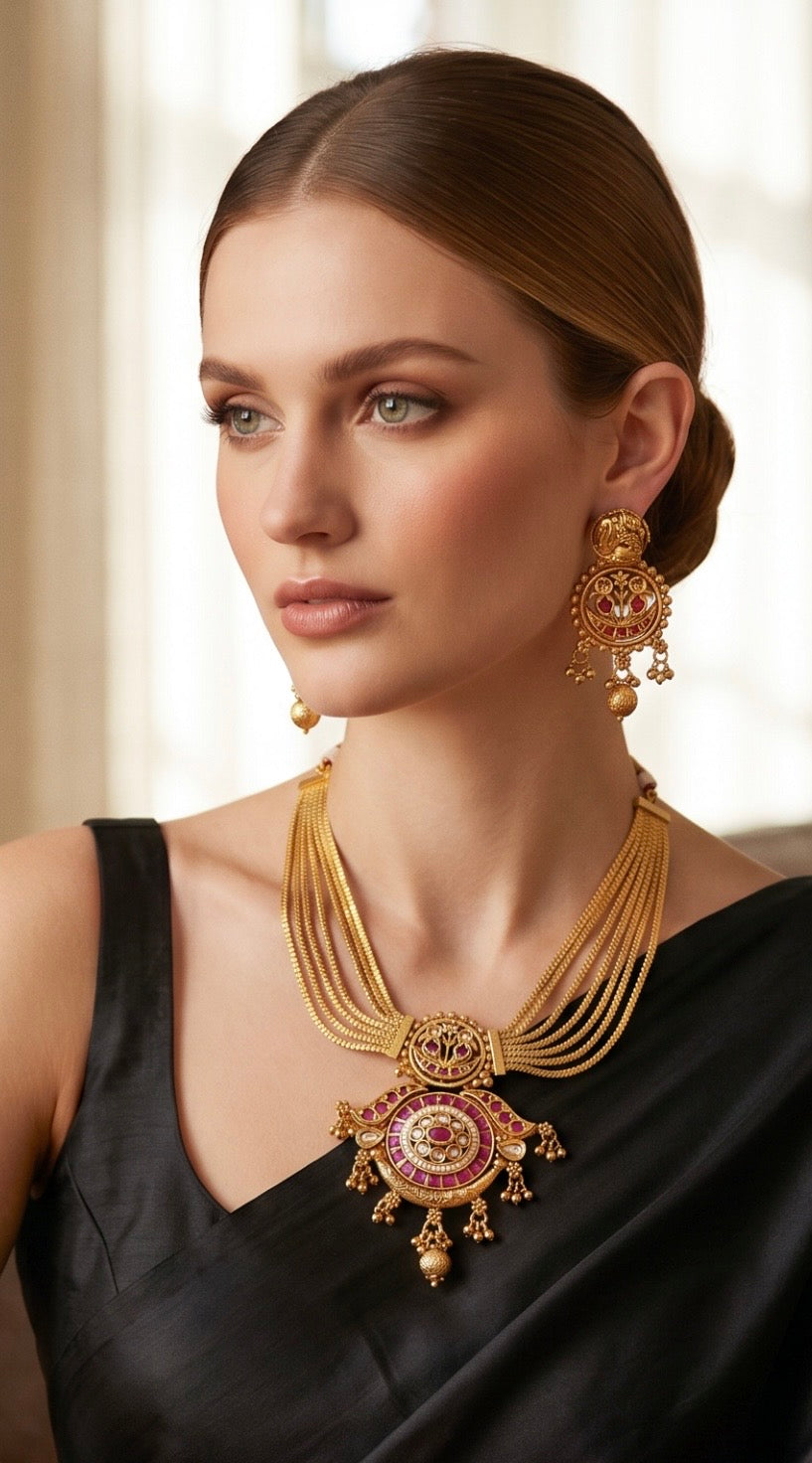 Layered chain necklace set