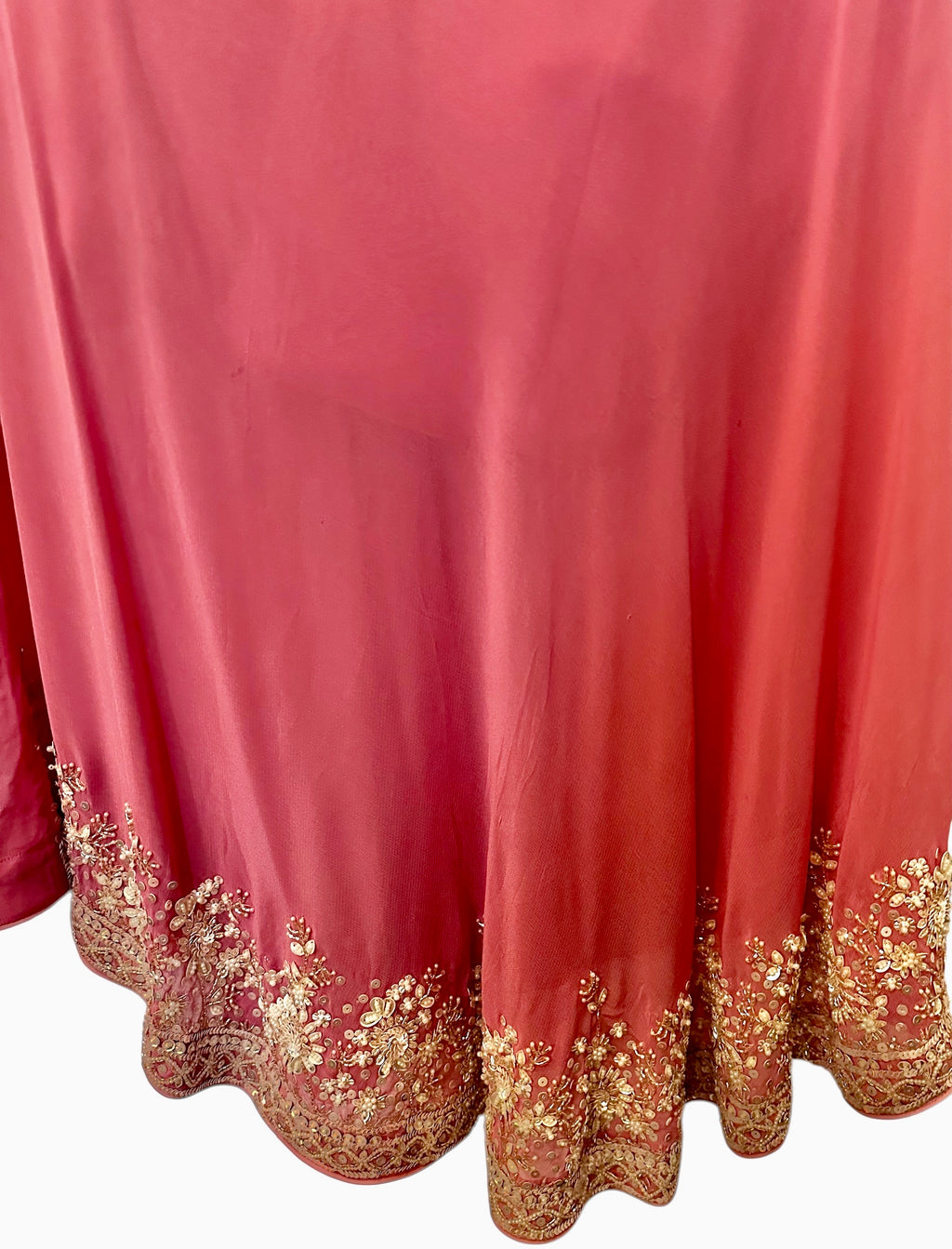 One-shoulder fusion outfit