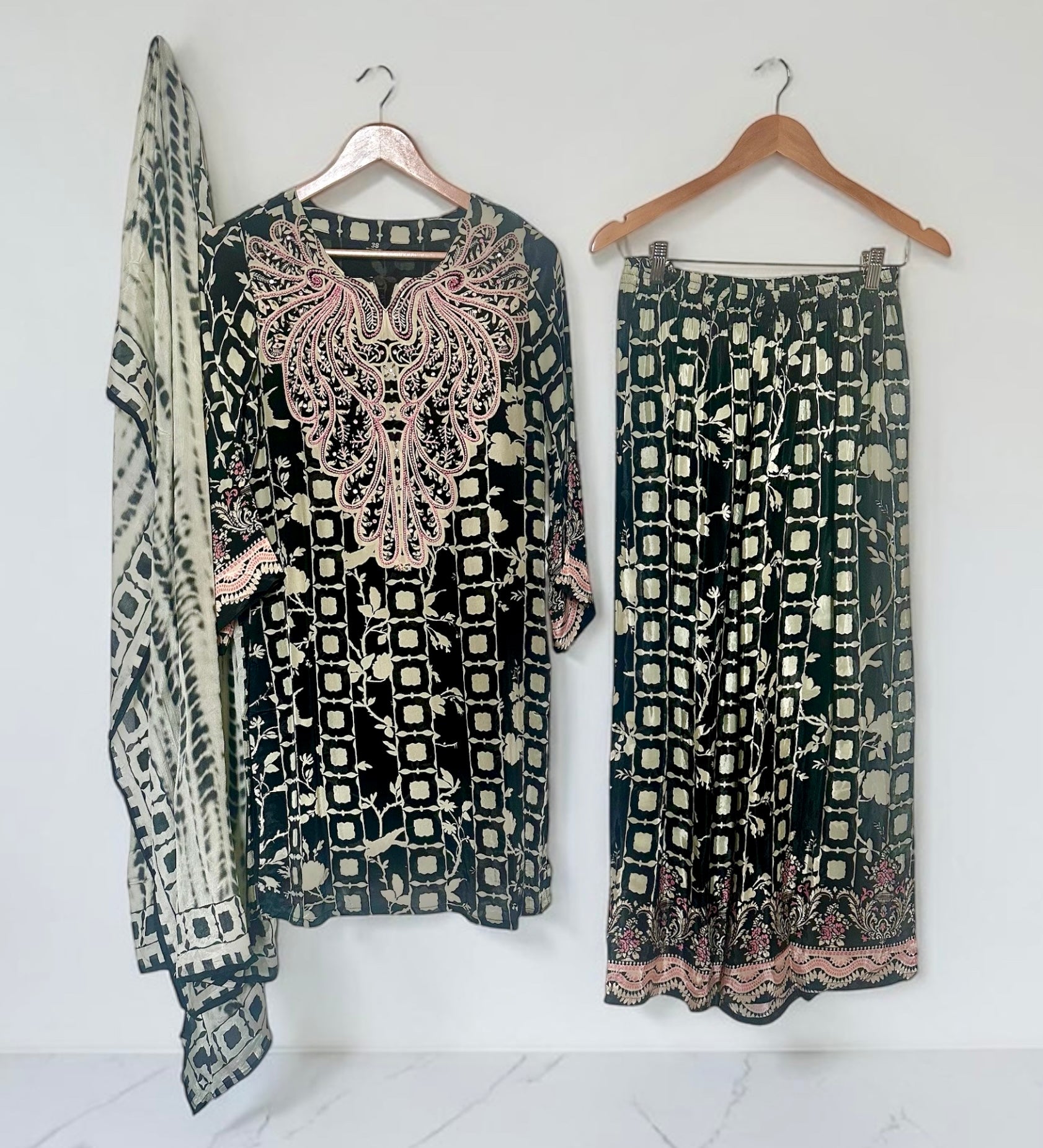 Black & white palazzo suit