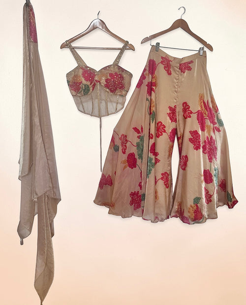 Beige printed corset fusion outfit