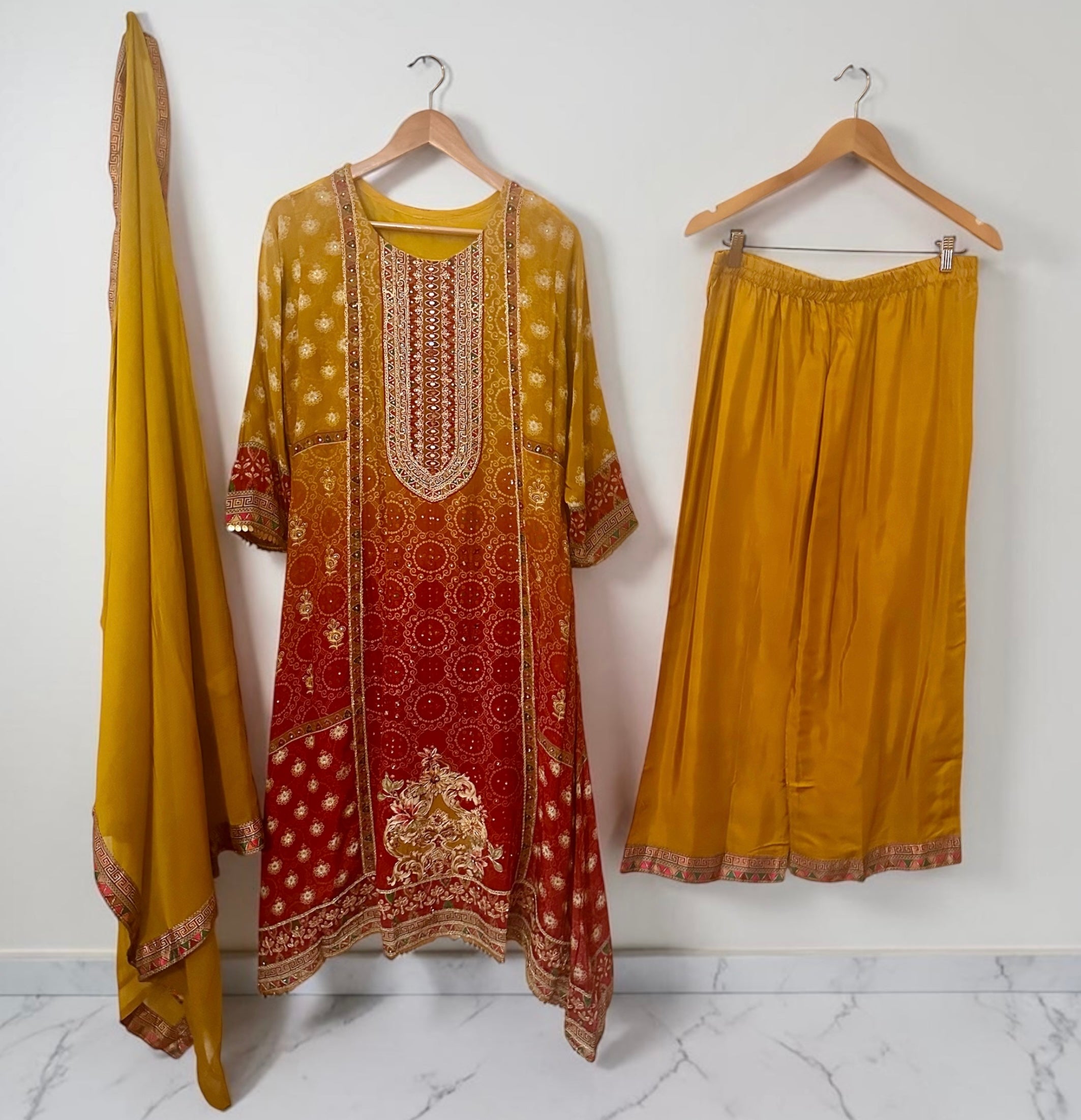 2-shaded palazzo suit