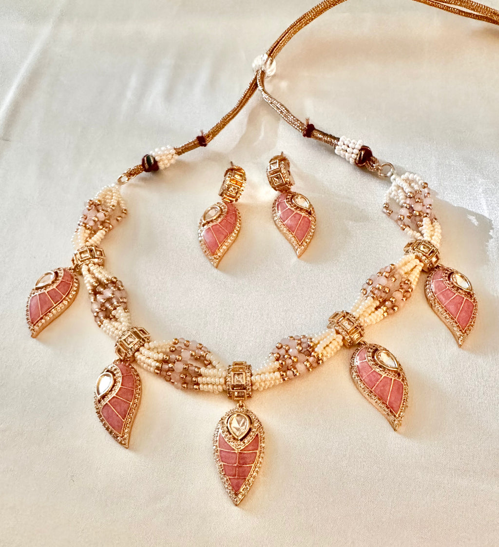 Pink stone pearl set