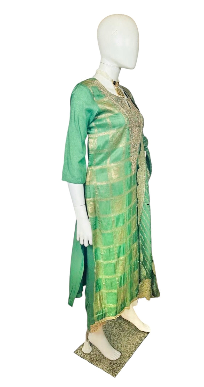 Green gharchola suit