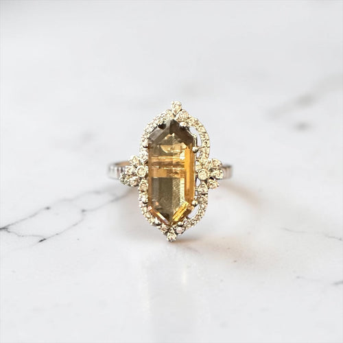 Brown stone ad ring