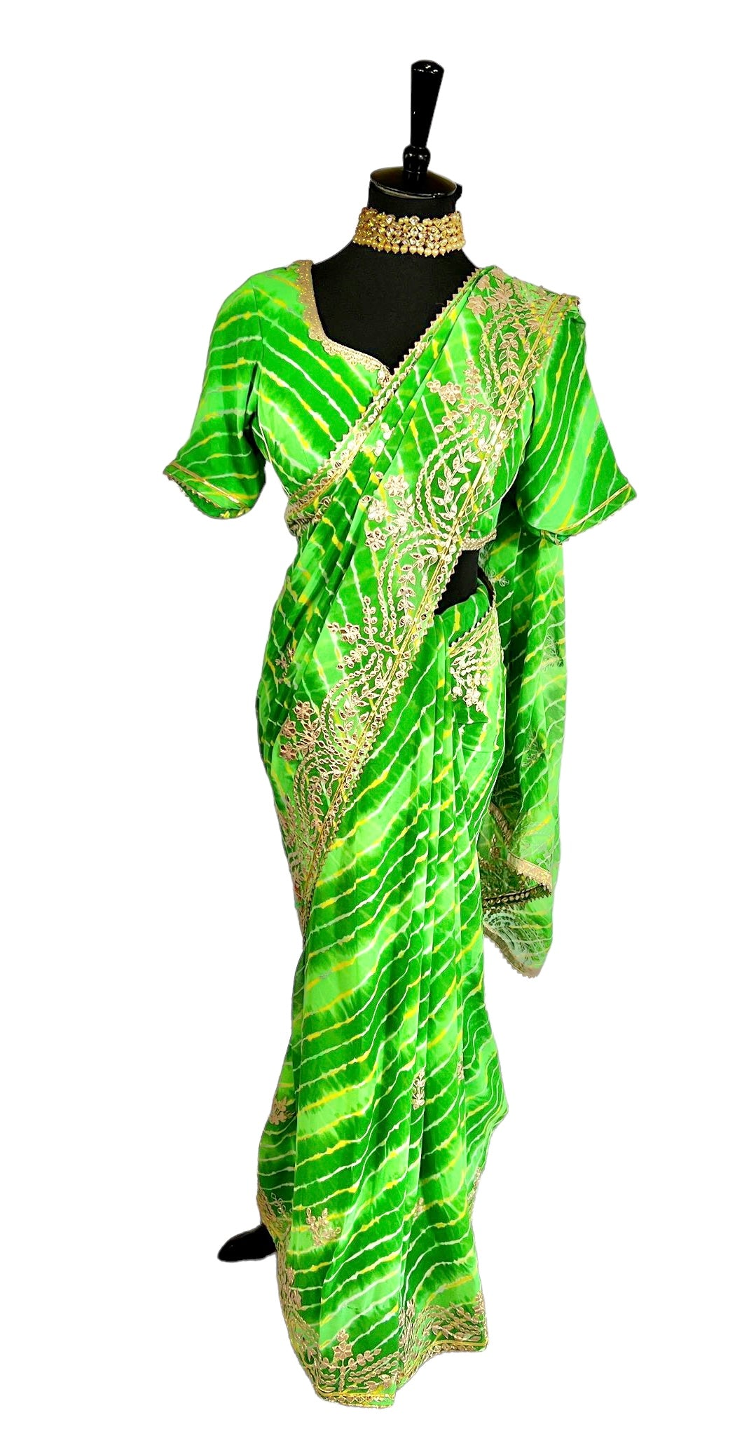 Green lehriya saree