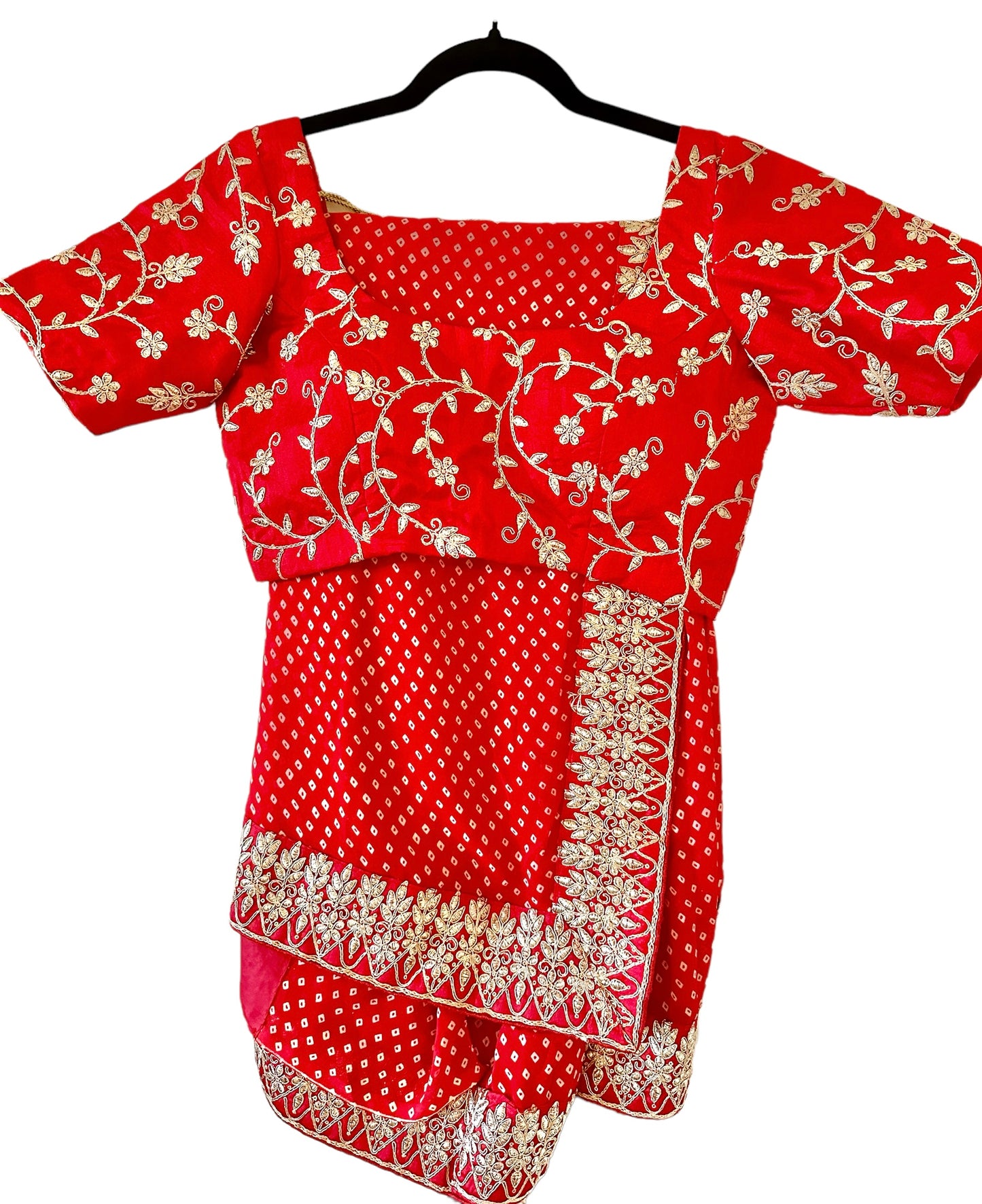 Red bandini saree